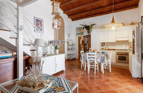 Porto Palo House | Wonderful private villa for 6 guests with A/C, WIFI, TV, terrace and parking
