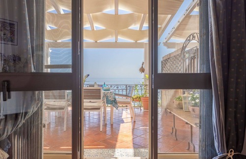 Porto Palo House | Wonderful private villa for 6 guests with A/C, WIFI, TV, terrace and parking