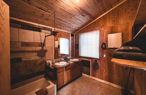 Monticello House | Wonderful Secluded Cabin in Monticello, Utah