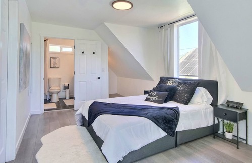 Eastside House | Wonderful Tacoma Home 10 minutes from Ruston, Point Defiance Zoo and much more