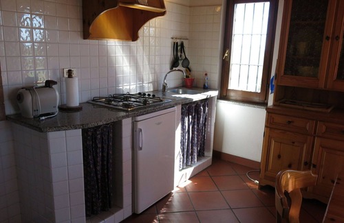 Grazzano Badoglio House | Wonderful villa for 4 guests with pool, A/C, WIFI, TV and terrace