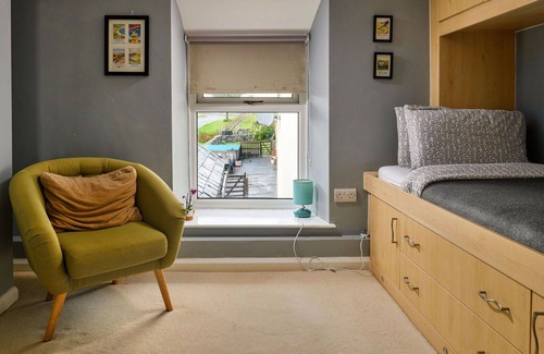 Cwmtirmynach House | Wonderful villa for 8 guests with WIFI, TV, pets allowed and parking