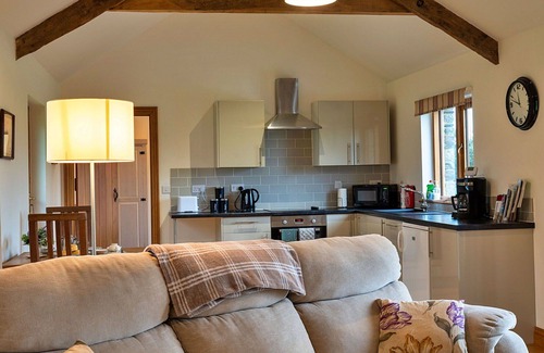 Liskeard House | Wonderful villa for 2 people with hot tub, WIFI, pets allowed and parking