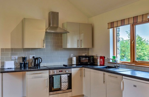 Liskeard House | Wonderful villa for 2 people with hot tub, WIFI, pets allowed and parking