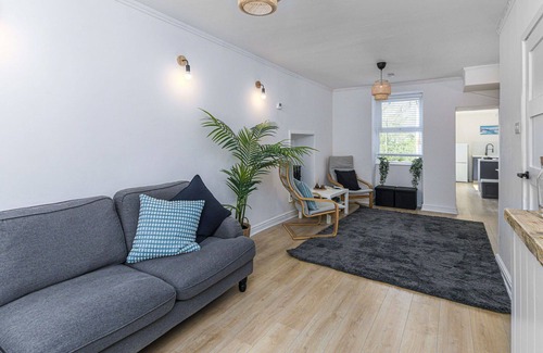 Rhiwbryfdir House | Wonderful villa for 6 people with WIFI, terrace and pets allowed