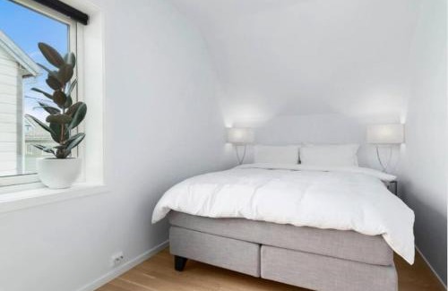 Alesund Apartment | Wonderfully located, 2BR, Balcony