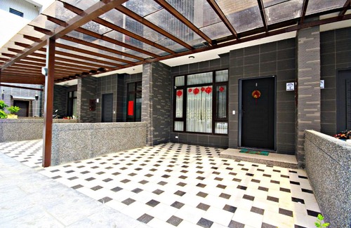 Wujie House | Woo Shiba House