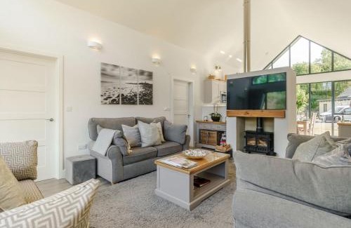 Bamburgh House | Wood Sage