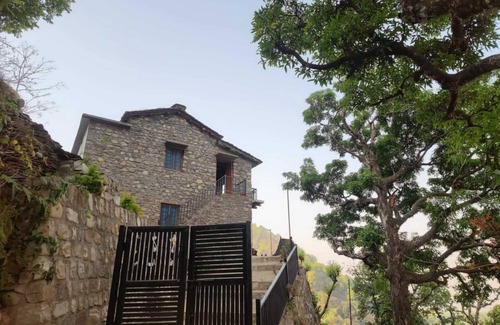Bullawala Cottage | Wood Valley in the foothill of Himalayas.