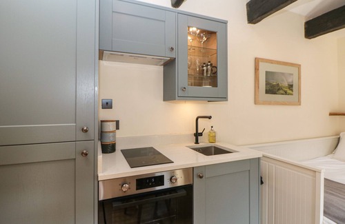 Earl Sterndale Cottage | Woodbine Retreat