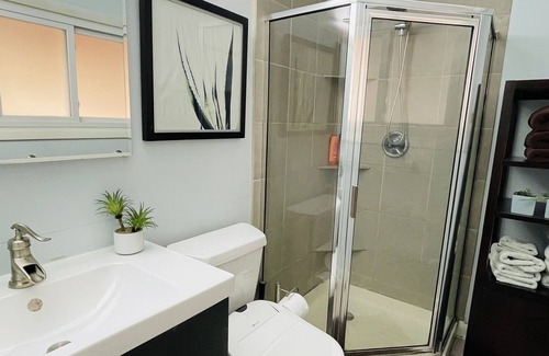 Ann Arbor House | Wooded retreat 1.5 mi from downtown Ann Arbor
