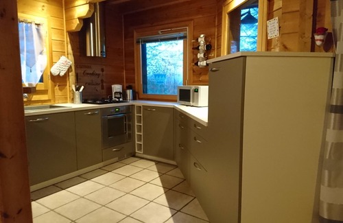 Lasseube House | Wooden chalet with Pyrenees view