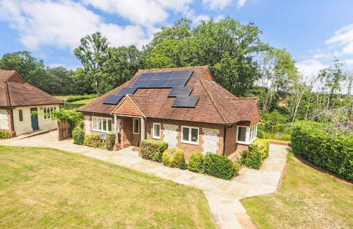 Petworth House | Woodland Cottage by inspirestays-com