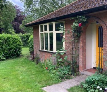 Hopton House | Woodland Retreat, Market Lane, Blundeston, Lowestoft