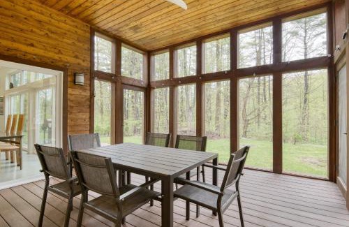Housatonic House | Woodland Zen by AvantStay Modern Design Patio