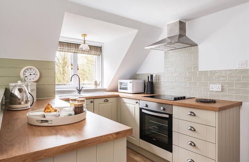 Christchurch Apartment | Woodpecker - Luxury Cottages