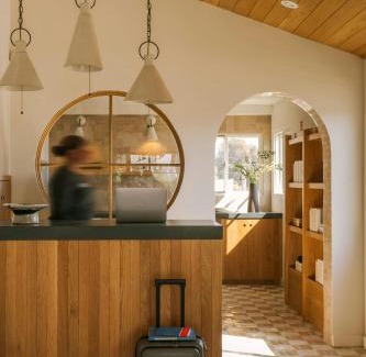 Laguna Beach Hotel | Woods Cove Hotel Laguna Beach, Sonder by Marriott Bonvoy