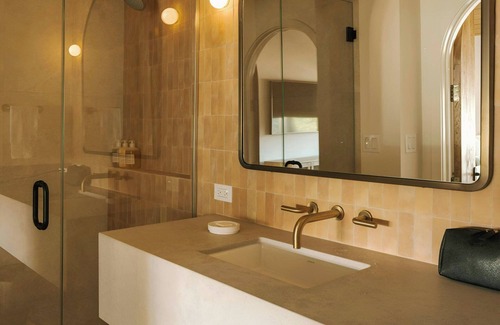Laguna Beach Hotel | Woods Cove Hotel Laguna Beach, Sonder by Marriott Bonvoy