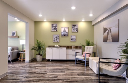 Charlotte Hotel | WoodSpring Suites Charlotte - University Research Park