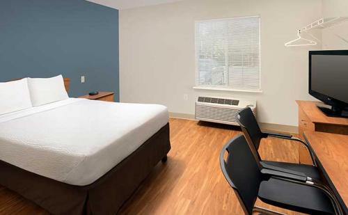 Clarksville Hotel | WoodSpring Suites Clarksville Ft. Campbell