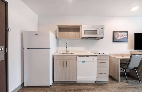 Concord Hotel | WoodSpring Suites Concord-Charlotte Speedway
