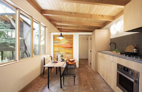 Eliot Cabin | Woodsy minimal backyard micro home Close in NE Portland with lux detailing