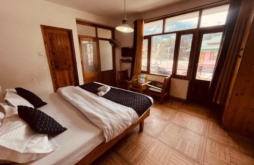 New Manali House | WooibHotels Royal Respite Manali