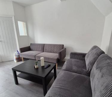 Liverpool House | Work & Explore a Home near City