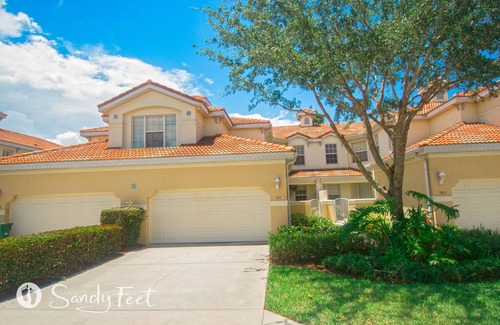 North Naples Condo | Work & play from Paradise. Clean spacious home in lovely community . 30-day min.