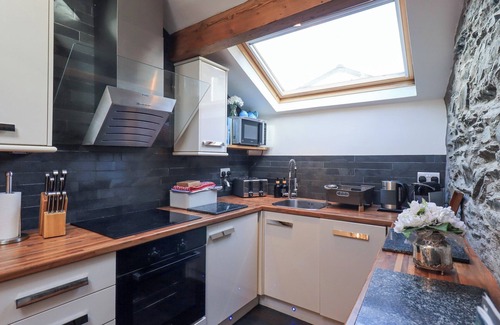Bowness-on-Windermere Cottage | Workshop Cottage