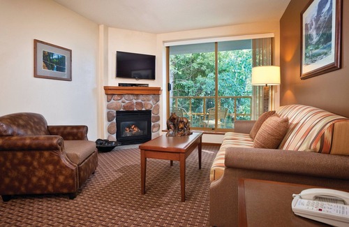 Village North Resort | World class skiing!!!