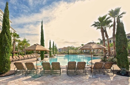 Florida Central Atlantic Coast Apartment | WorldQuest Resort 3-BR Suite - Official Disney Partner Hotel Near Magic Kingdom