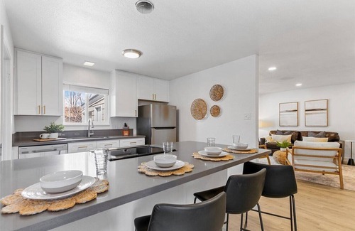 West University House | WOW! Modern! New Everything!