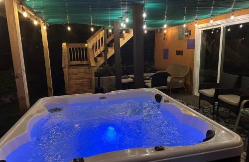 Long Pond House | WOW! Ultimate Pocono Retreat, Hot Tub, Game Room, Deck, Lakes, Skiing, Pools