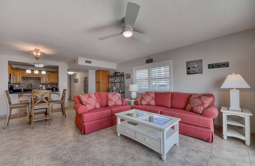Indialantic House | Wrap-Around Balcony-Direct Ocean Front!