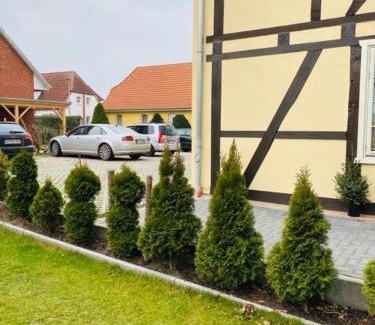 Warnitz Apartment | Wunderschöne Ferienwohnung in Schwerin