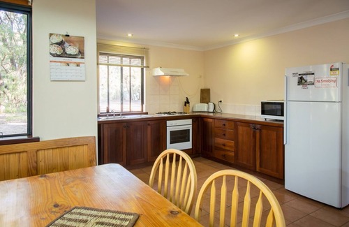 Yallingup Cottage | Wyadup Brook Cottages