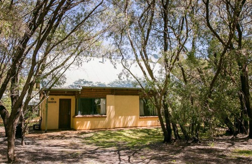 Yallingup Cottage | Wyadup Brook Cottages-3 Bedrm Chalet