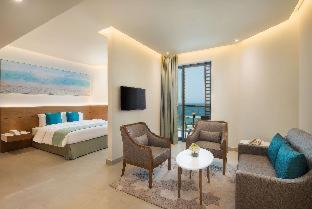 Rumailah Hotel | Wyndham Garden Ajman Corniche