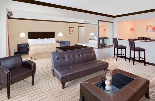 Schaumburg Hotel | Wyndham Garden Schaumburg Chicago Northwest