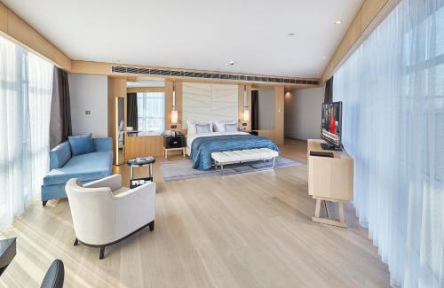 Esentepe Hotel | Wyndham Grand Istanbul Levent Hotel & Conference Center