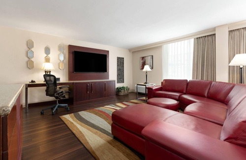 North Little Rock Hotel | Wyndham Riverfront Little Rock