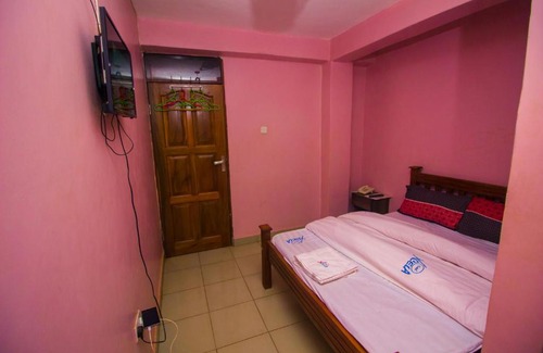 Jinja Hotel | Xcela Hotel
