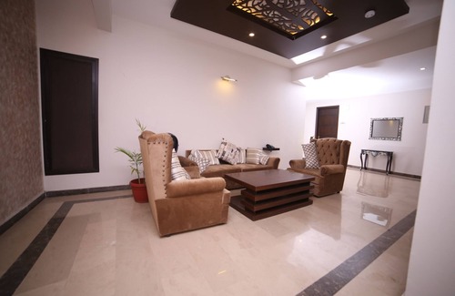 PECHS Hotel | Xefan Hotels