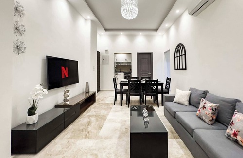 An-Nuzhah Apartment | Xuru Stays I Valory - 5 Min to Airport