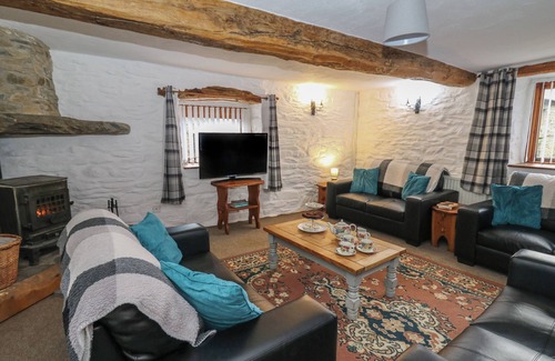 Llanybydder Cottage | Y Beudy