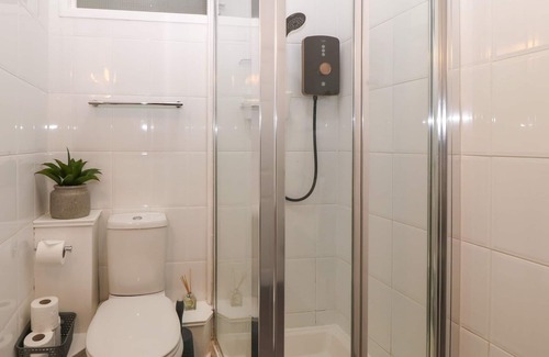Porthmadog Cottage | Y Castell Apartment 1