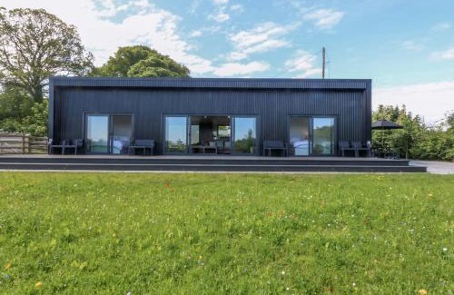 Moelfre House | Y Cwt