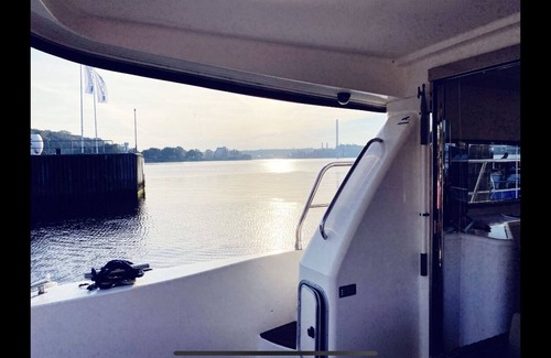 Murwik Boat Rental | Yacht