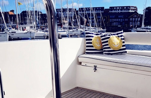 Murwik Boat Rental | Yacht